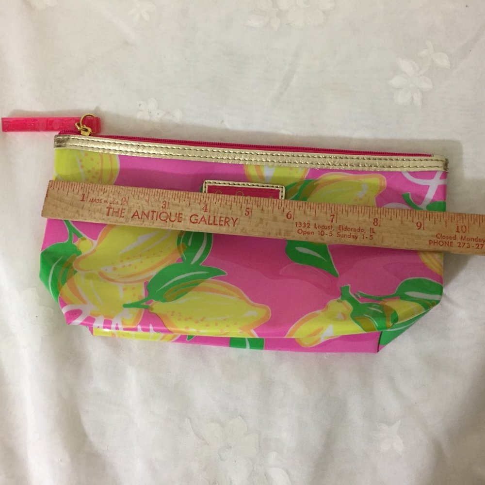Lilly Pulitzer for Estee Lauder Lemon Cosmetic Bag - Picture 7 of 8